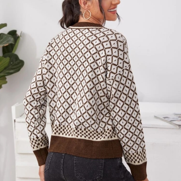 Womens Cardigan /Sweater - Picture 5 of 16